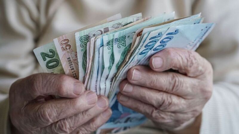SSK ve Bağ-Kur emekli zammı yüzde 49,25’e yükseltildi