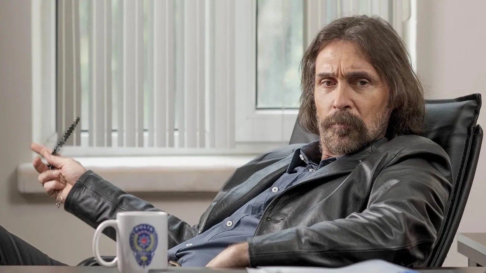 Erdal Beşikçioğlu yerel seçimler için dizi görüşmelerini erteledi