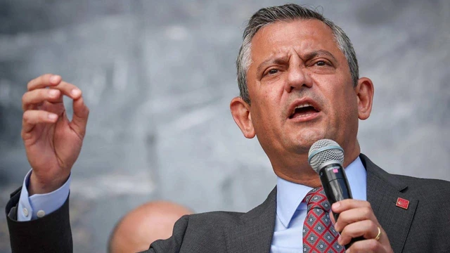 CHP Lideri Özgür Özel: Artık mafyanın düzeni bitti ve halkın düzeni geldi