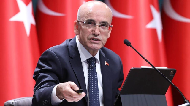 Mehmet Şimşek: Sermaye girişleri son bir yılda 43,3 milyar dolara ulaştı