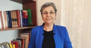 DEM Parti İmralı Heyeti’nden Pervin Buldan, DTK Eş Başkanı Leyla Güven’i cezaevinde ziyaret etti