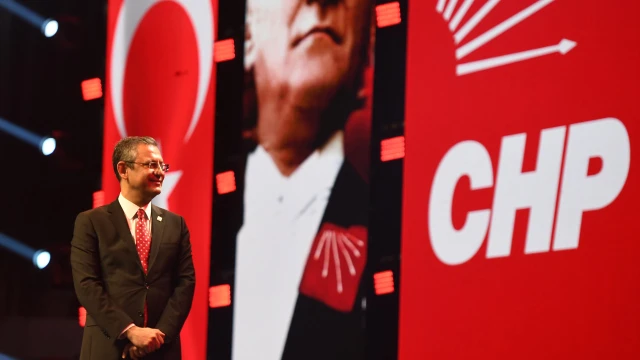 Büyüyen CHP