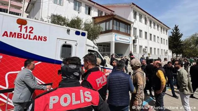Güvenli ülke, güvenli okul ve modern eğitim istiyoruz…