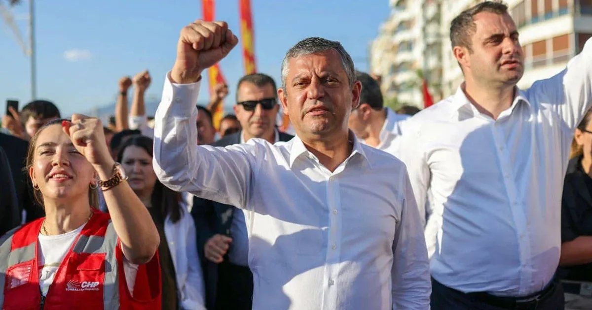 Yeni parti ve sistem