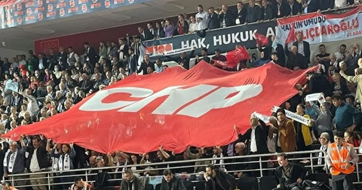 CHP'nin sorunu  parti içi 'küçük iktidar'lar