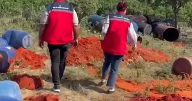 Sahte Salça Operasyonu: Tonlarca Ürüne El Konuldu, İşletme Sahibi Hakkında İşlem Başlatıldı