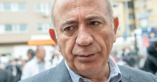 CHP'li Tekin'den Gazetelere 'Milyonluk Fatura' Suçlaması: Yanıt Gecikmedi