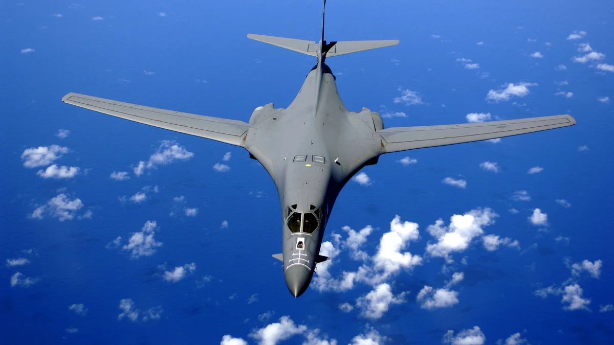 ABD, İran'da B-1 Bombardıman Uçaklarını Yeniden Görevlendirdi