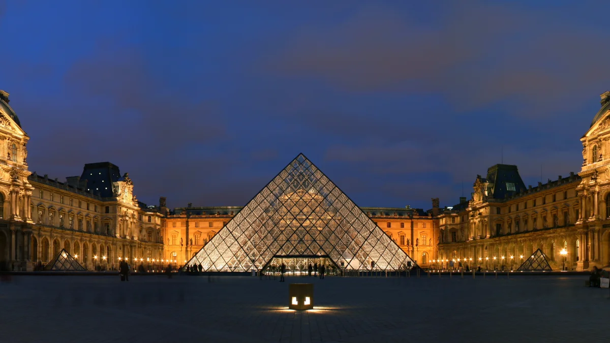 Louvre'da Hazine Geri Döndü, Ancak 88 Milyon Euro'luk Kayıp Devam Ediyor