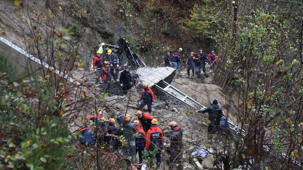 Zonguldak'taki heyelandan acı haber geldi