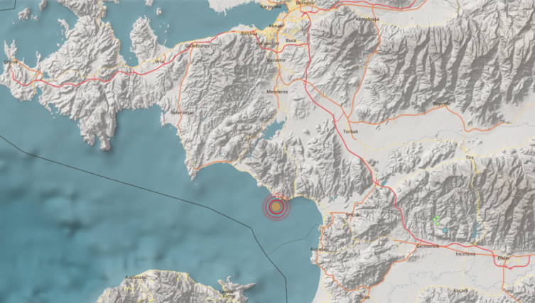 İzmir'de deprem!