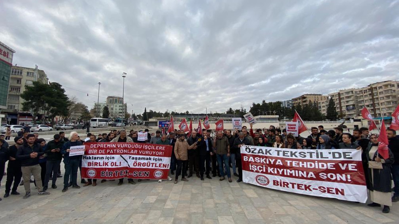 Özak işçilerinin direnişi 50’nci gününde: ‘Talepler kabul edilene kadar direniş sürecek’