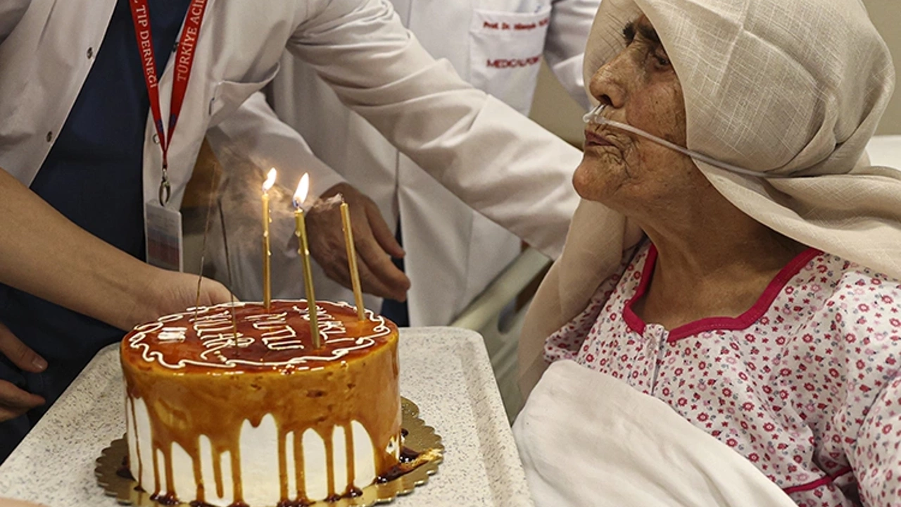 111 yaşındaki Hatice Düzer, beşinci kez ölümden döndü!