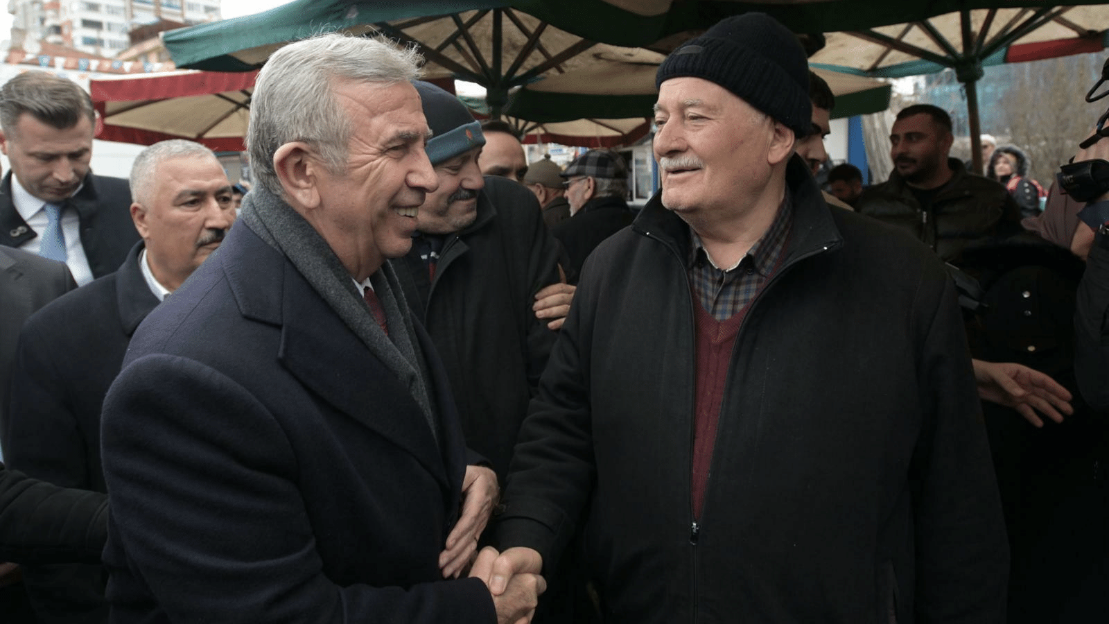 Mansur Yavaş, Tunalı Hilmi Caddesi'nde esnaf ziyareti yaptı