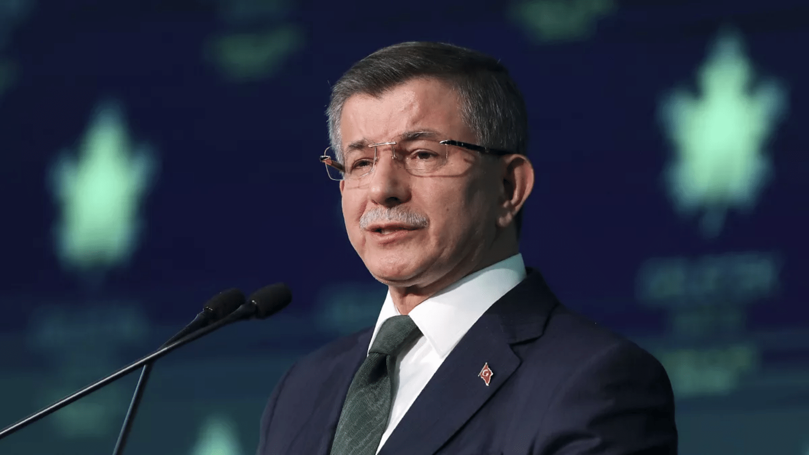 Ahmet Davutoğlu, "Kanal İstanbul" için açıklama yaptı