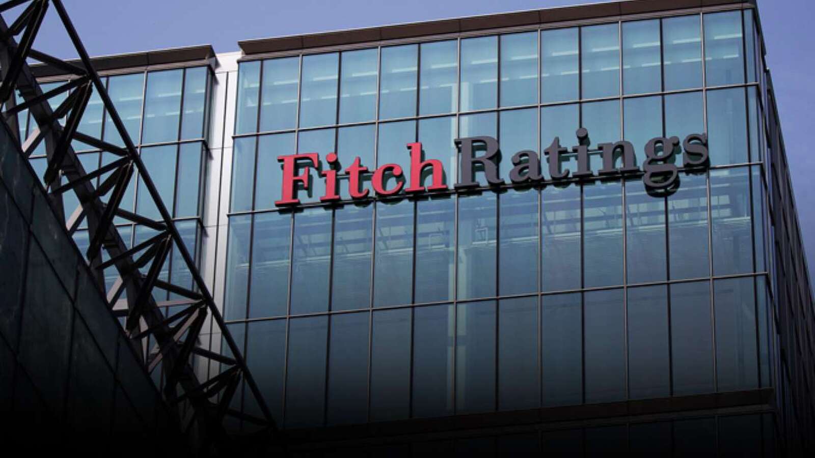 Fitch, Fed için "iki kere faiz indirimi" tahmininde bulundu