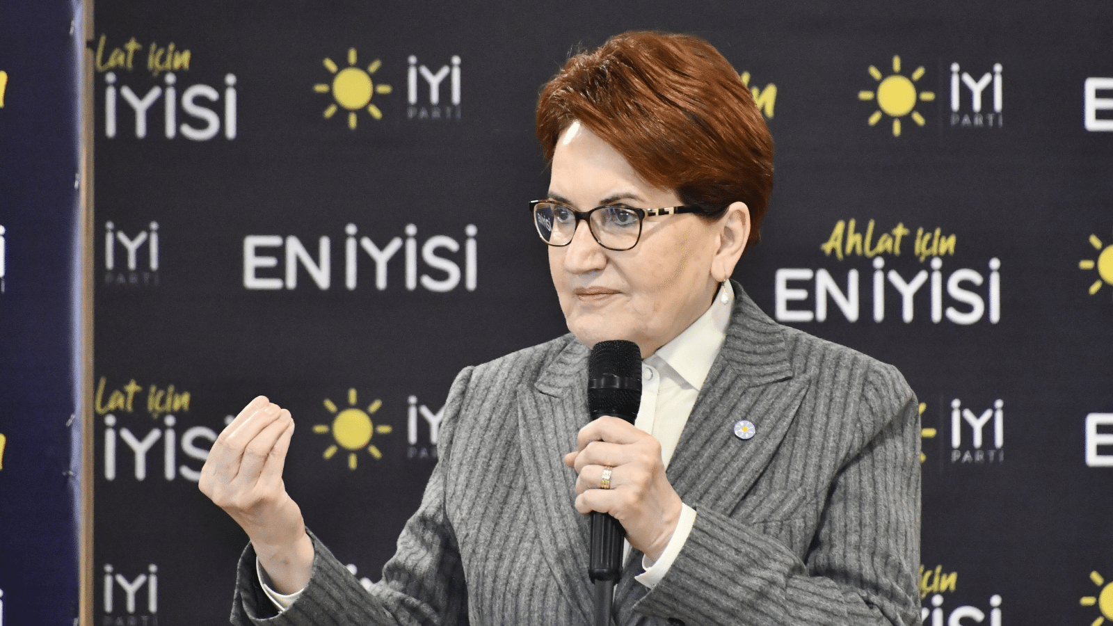 Meral Akşener, Ahlat'ta konuştu