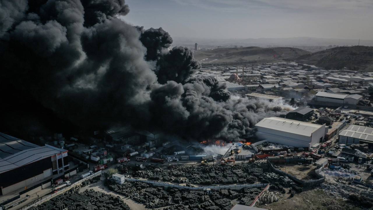 Ankara'da hurdacılar sitesindeki yangına ilişkin 5 kişi gözaltında