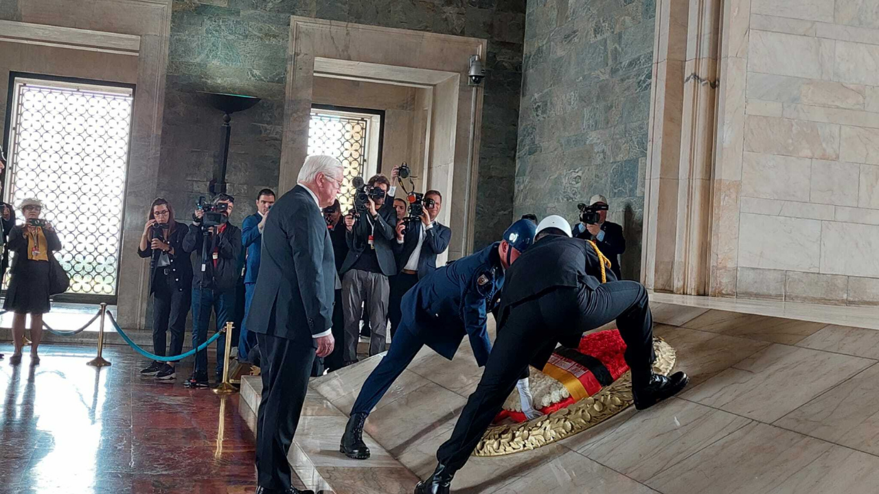 Almanya Cumhurbaşkanı Steinmeier, Anıtkabir'i ziyaret etti