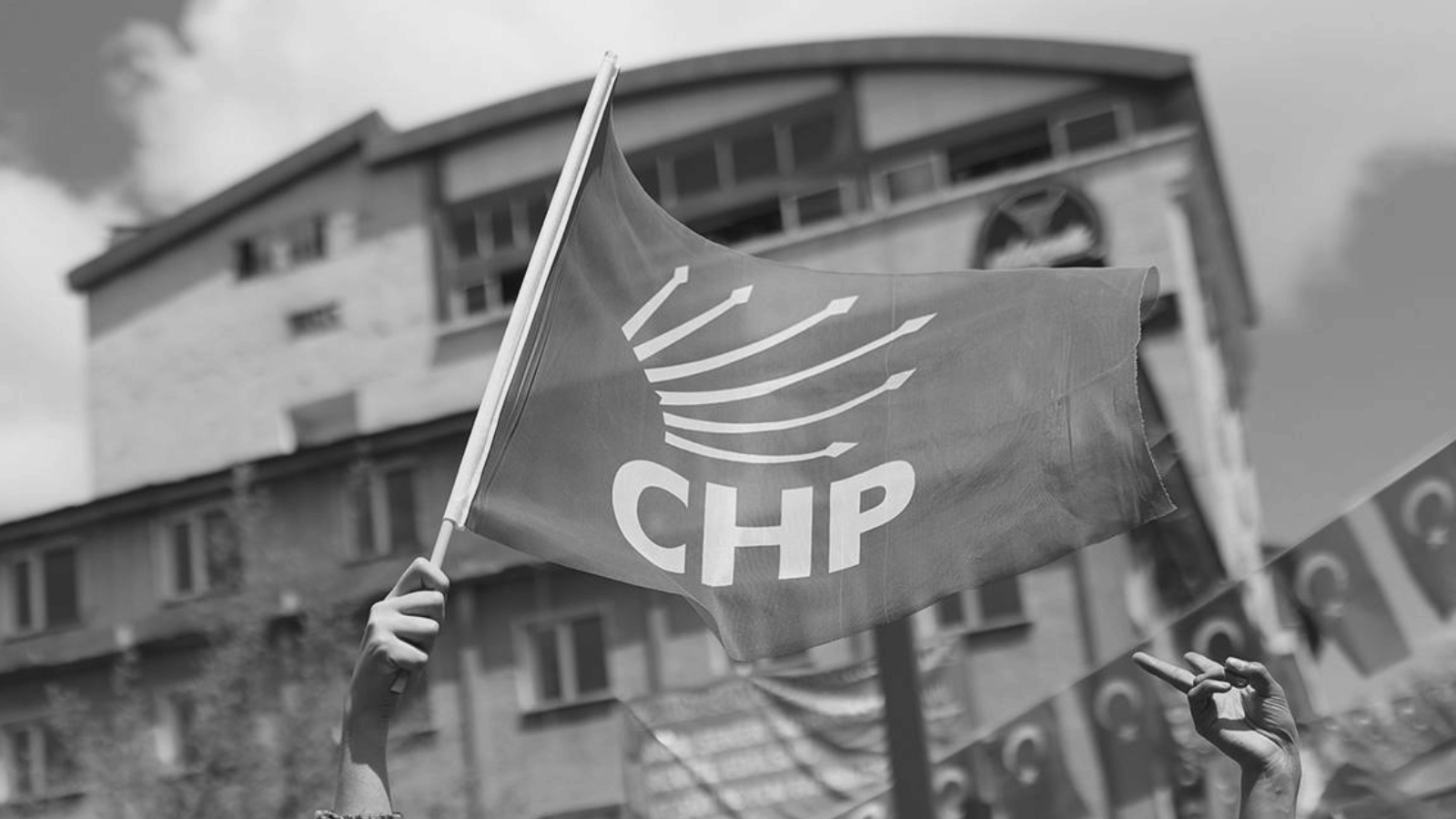 CHP’nin yeni kuşak aydınları sağ mahalleyi merak ederler mi?