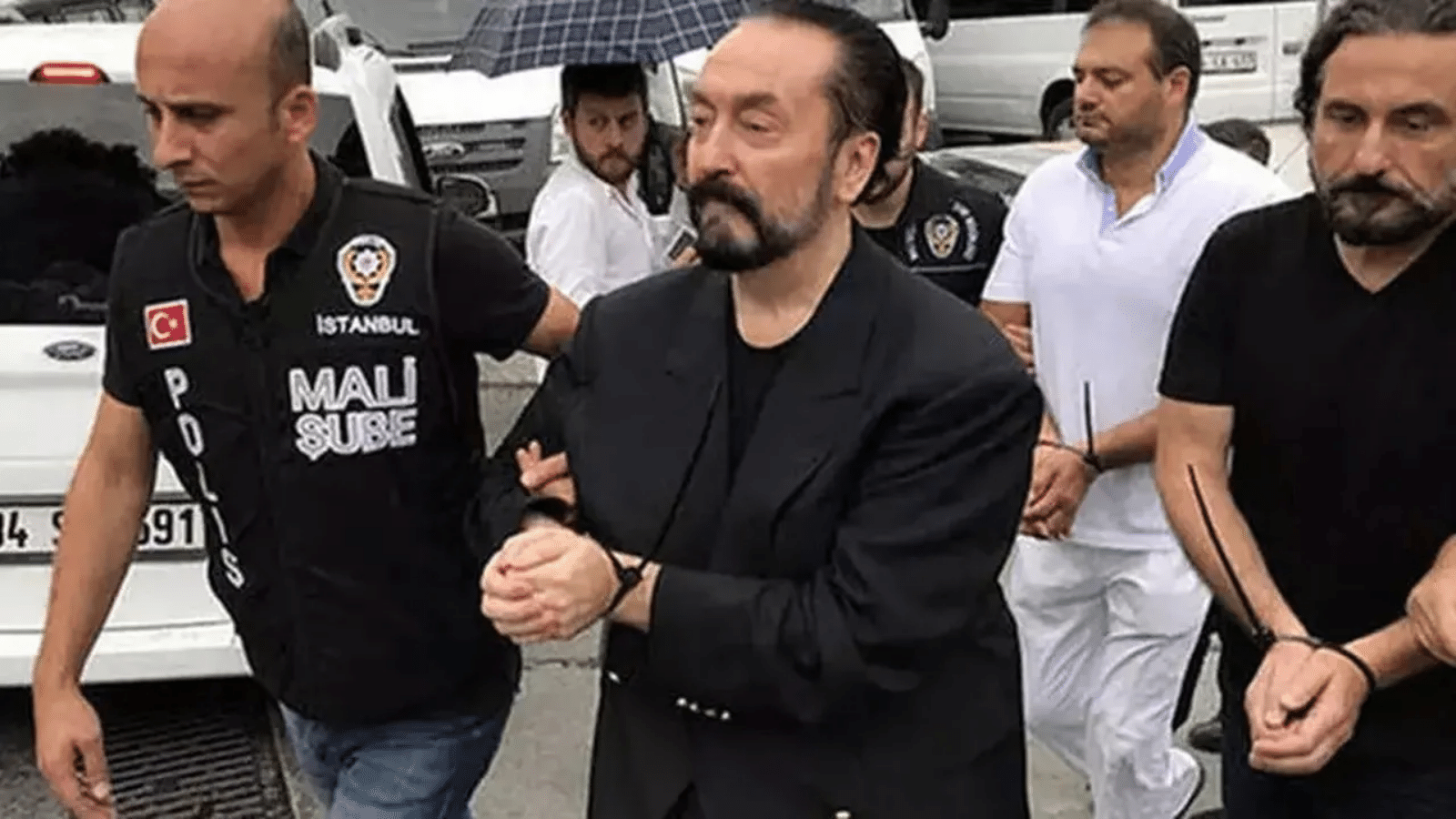 Adnan Oktar davasında ara karar açıklandı