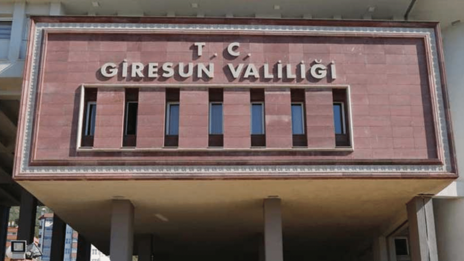 Giresun Valiliği açık alanda alkol kullanımını yasakladı