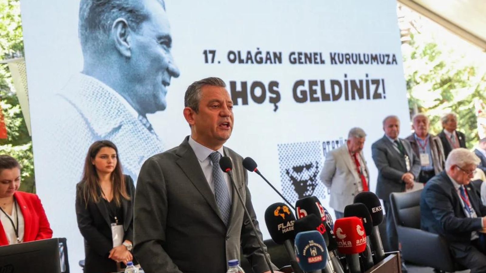 Özgür Özel: Tayfun Kahraman hepimizin yerine yatıyor