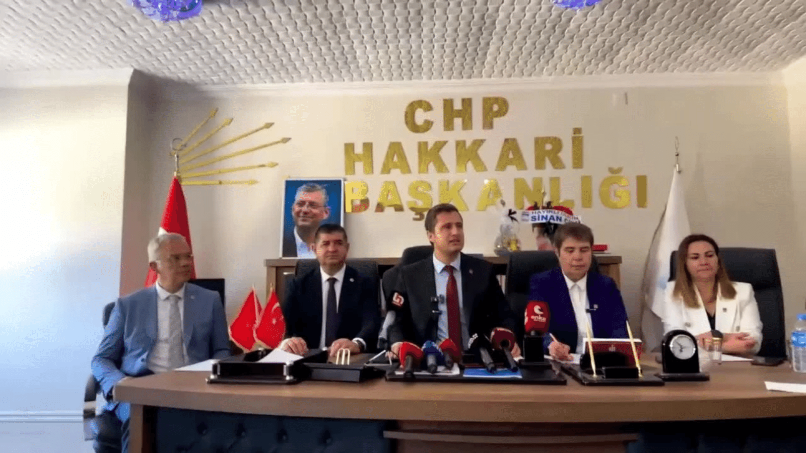 CHP: "Kayyum atamaları, AKP'nin belediyelere çökme projesidir"