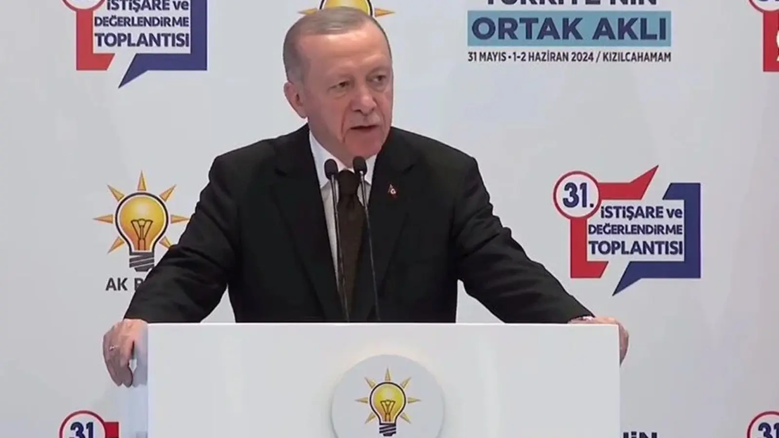 Cumhurbaşkanı Erdoğan: "Yumuşama adı altında kırmızı çizgilerimizden taviz verecek değiliz"