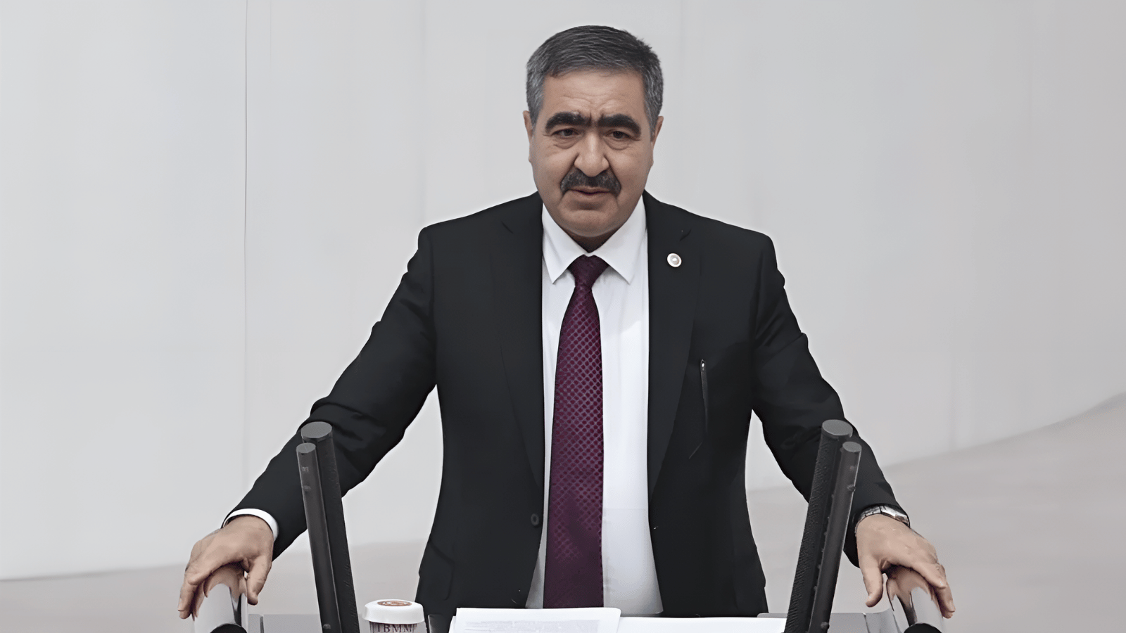 İbrahim Halil Oral, İYİ Parti'den istifa etti