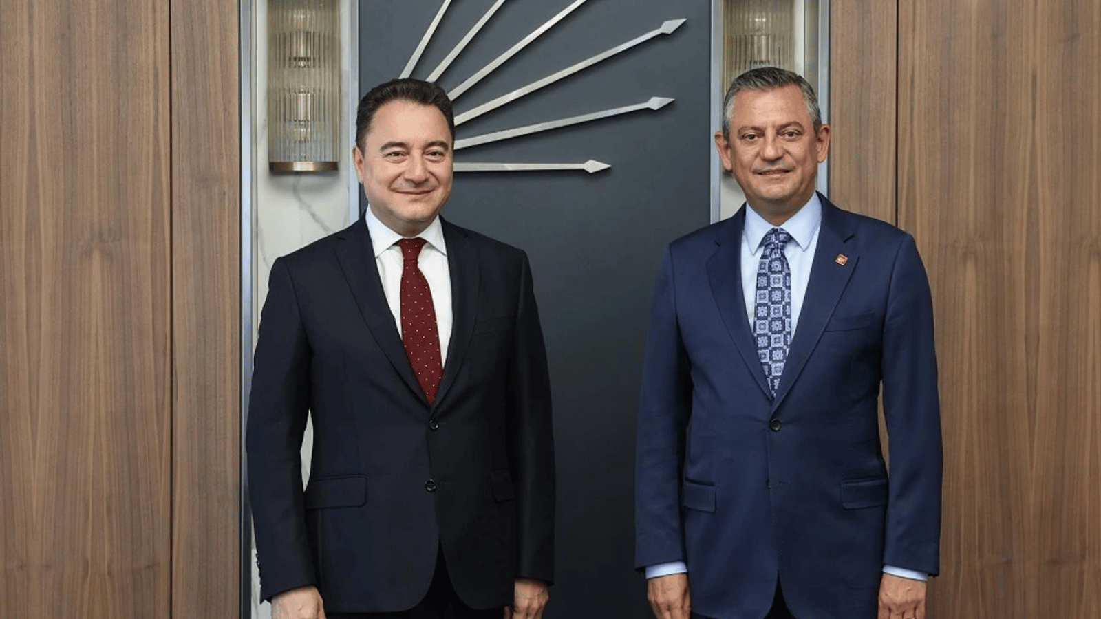 Ali Babacan, Özgür Özel'i ziyaret etti