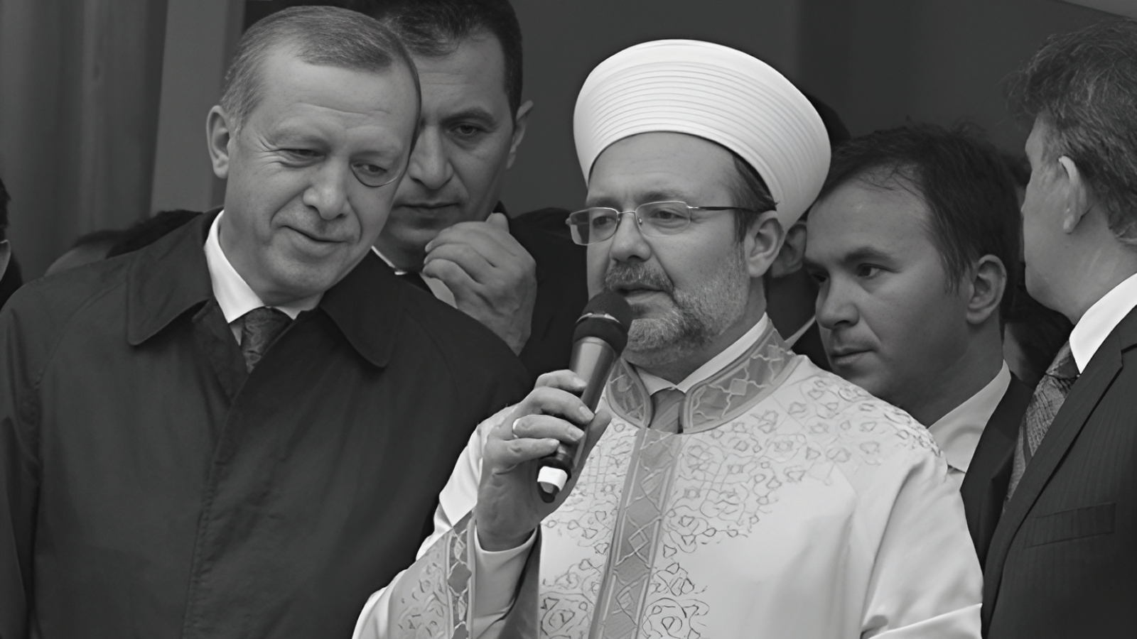 Mehmet Görmez'in "Maneviyat Güvenliği" kavramına İran örneğinden bakış