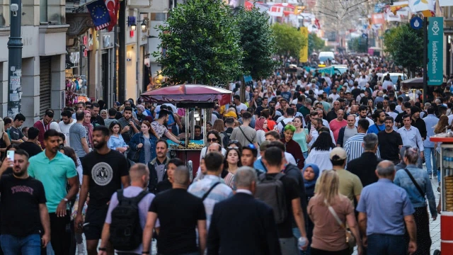 Yılın ikinci çeyreğinde gerçek işsizlik yüzde 27'ye yükseldi