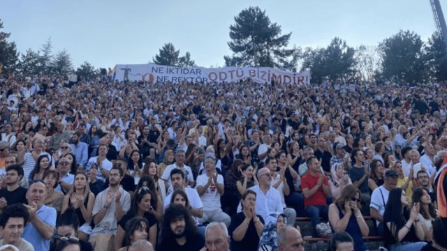 ODTÜ mezuniyetinde protesto: Atanmış rektör Yozgatgil'i konuşturmadılar