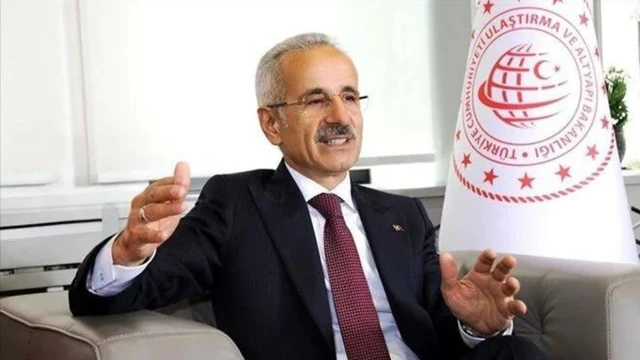 Abdulkadir Uraloğlu'ndan "Discord" açıklaması: Erişim engelini istişare ediyoruz