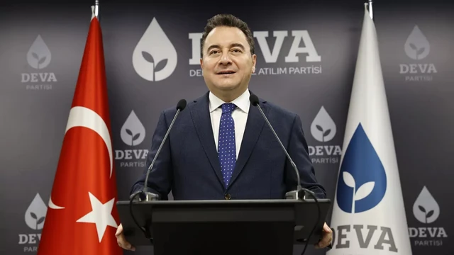 Ali Babacan yeniden DEVA Partisi'ne Genel Başkan seçildi