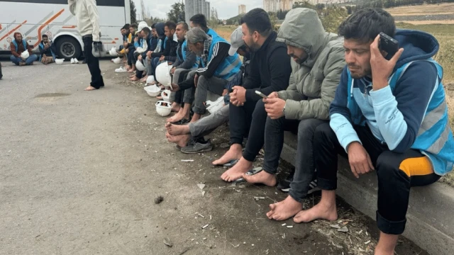 Soma’dan Ankara’ya yürüyen Fernas işçilerine Ankara girişinde polis engeli