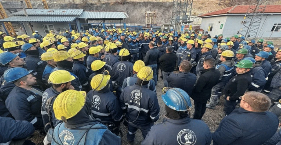 Ankara’da 500 madenci özelleştirmeye karşı kendilerini madene kapattı