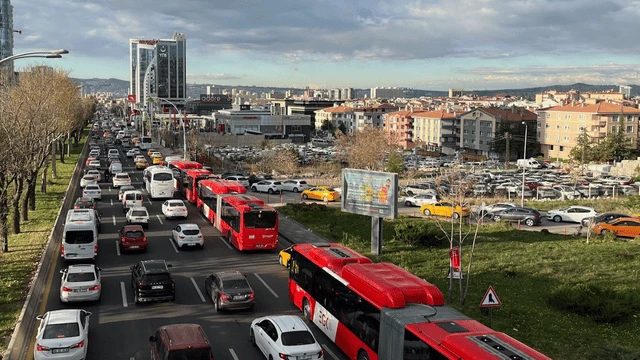 Ankara'da artan trafiğe 6 çözüm önerisi