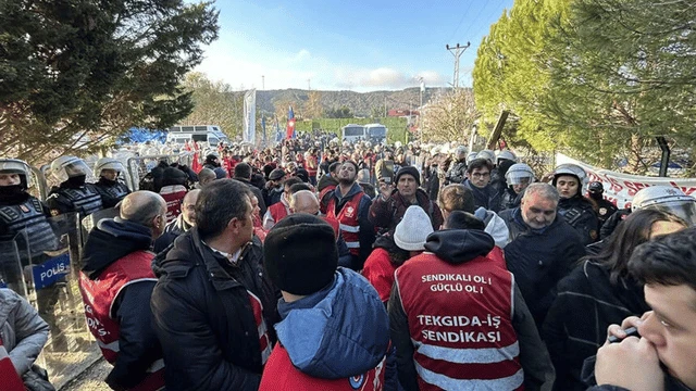 Ankara'ya yürümek isteyen Polonez işçilerine polis müdahale etti