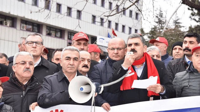 DİSK Genel İş Başkanı Remzi Çalışkan serbest bırakıldı