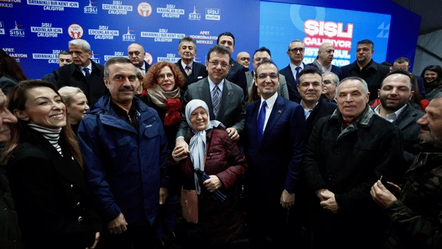 Ekrem İmamoğlu, Bakan Vedat Işıkhan'a tepki gösterdi 