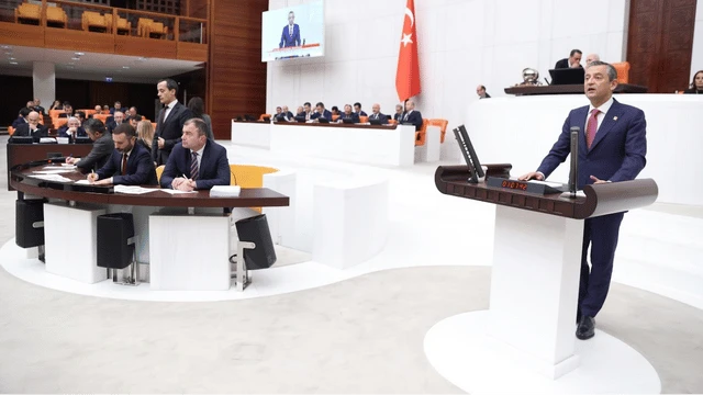 Özgür Özel: "Sayın Erdoğan 2024 yılını 'emekliler yılı' ilan etmişti, etmez olaydı"