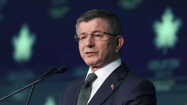 Ahmet Davutoğlu'ndan, Bakan Ersoy ve Tanju Özcan'a istifa çağrısı