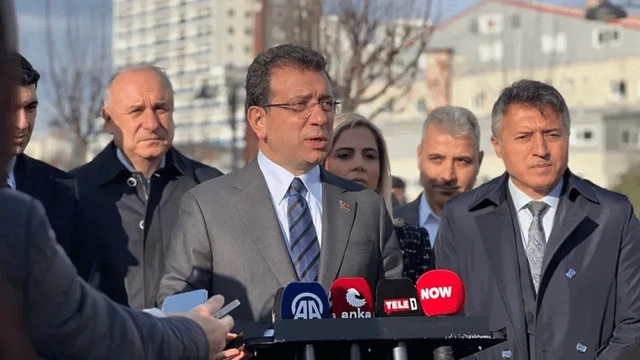 İmamoğlu'ndan Ahmet Özer açıklaması: Bir profesörü bir gecede terörist yaptılar