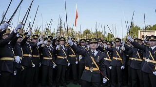 52 baro teğmenlerin 'ihraç' talebine ilişkin ortak bir açıklama yaptı