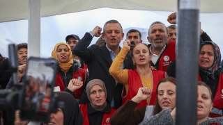 Özgür Özel, direnen Polonez işçilerine ziyaret etti