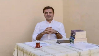 Demirtaş’ın meydana yazdığı yazı üzerine : Sol Eleştirinin Eleştirisi