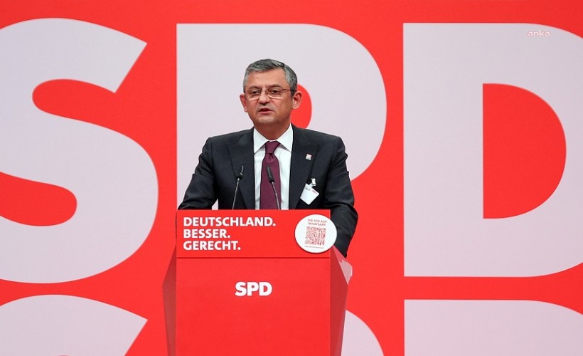 SPD’nin en “Özel” konuğu konuşuyor: “Liebe genossen der SPD!“