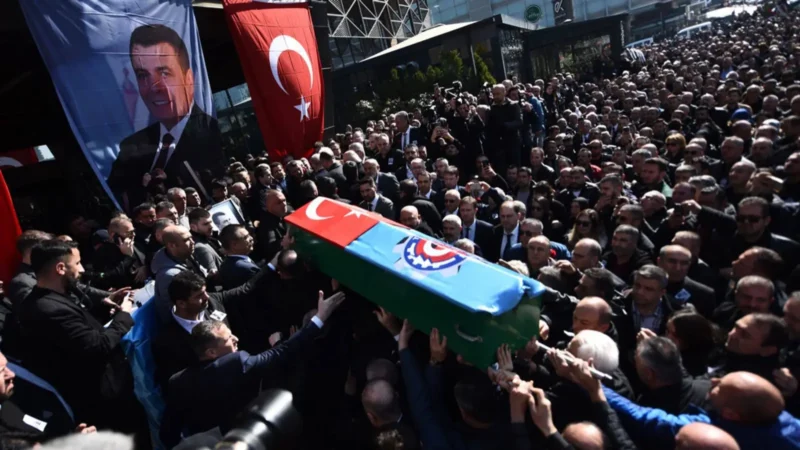 Türk-İş Genel Başkan Yardımcısı Pevrul Kavlak için cenaze töreni düzenlendi